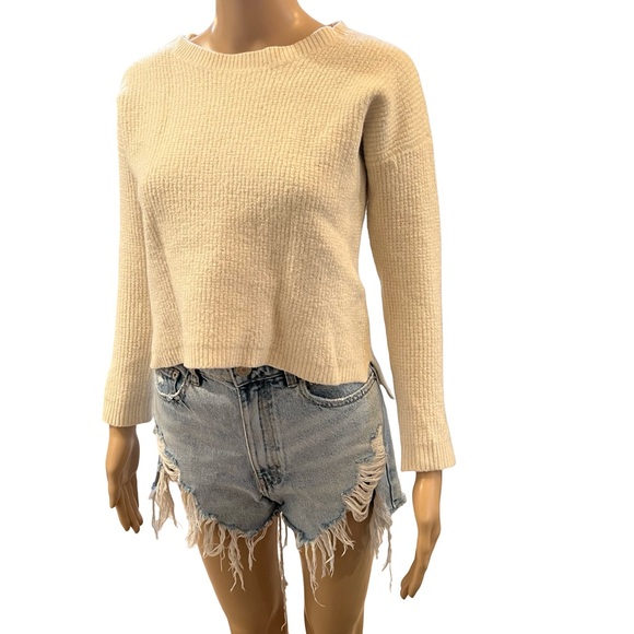 Super cute Wilfred cropped wool sweater - Picture 2 of 9